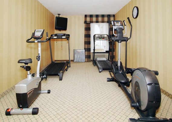 Clarion Inn And Conference Center - Fremont, OH