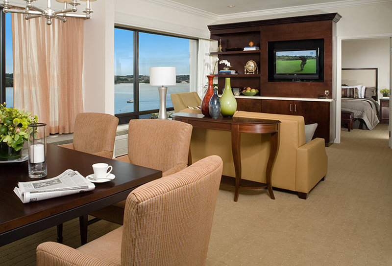 Crowne Plaza - Alexandria, VA