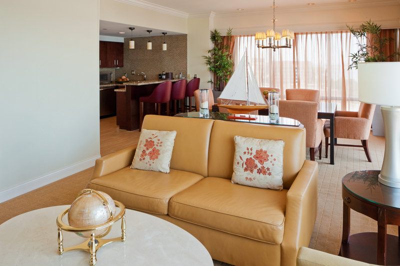 Crowne Plaza - Alexandria, VA