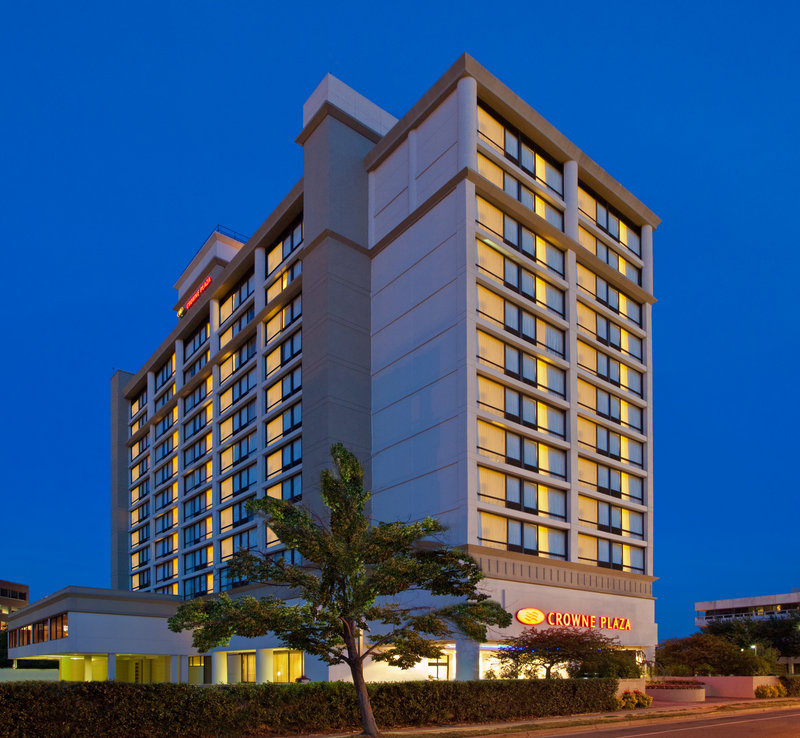 Crowne Plaza - Alexandria, VA
