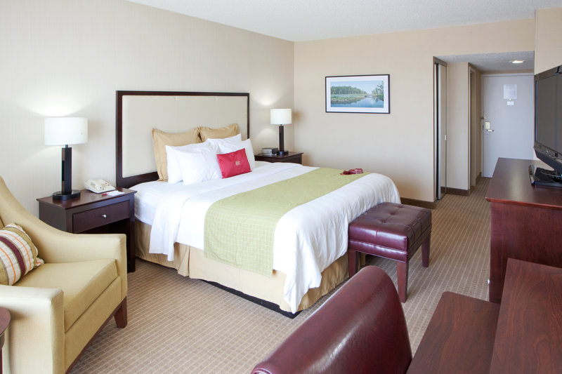 Crowne Plaza - Alexandria, VA