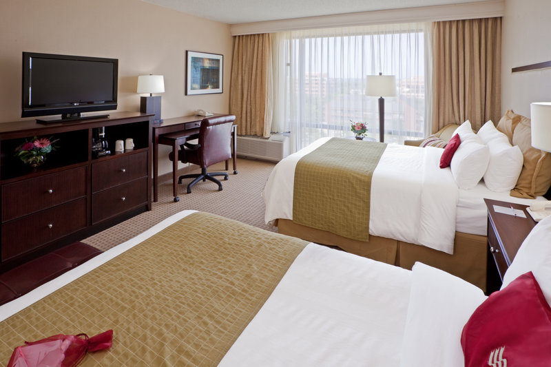 Crowne Plaza - Alexandria, VA