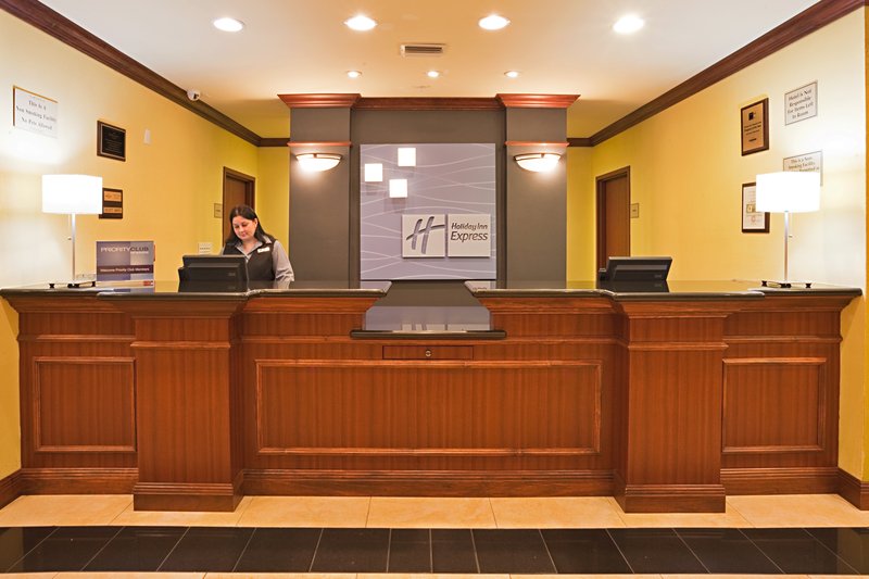 HOLIDAY INN EXPRESS - Bartow, FL