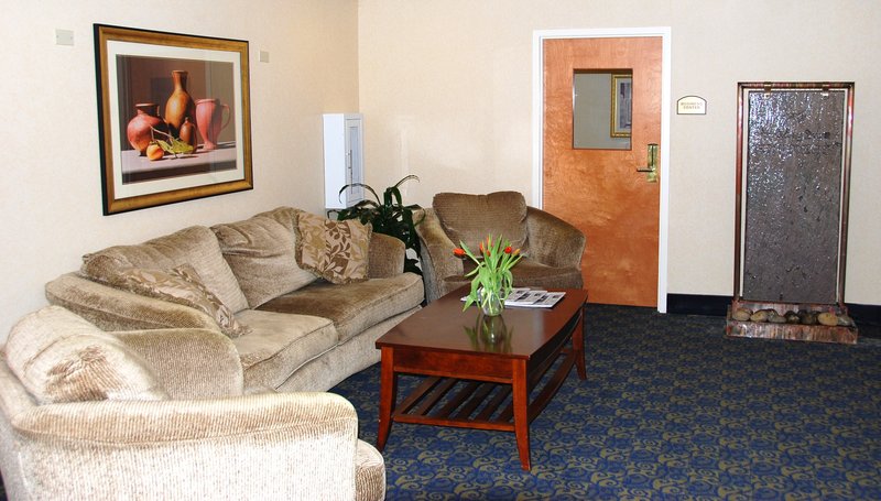 Holiday Inn Express Hotel Downtown Hartford - Hartford, CT