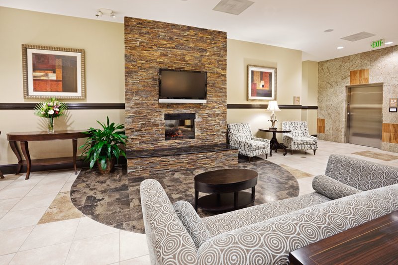 Holiday Inn Hotel & Suites BEAUFORT @ HIGHWAY 21 - Beaufort, SC