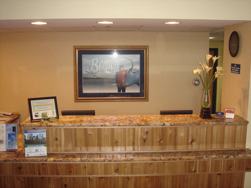 Holiday Inn Express - Bemidji, MN