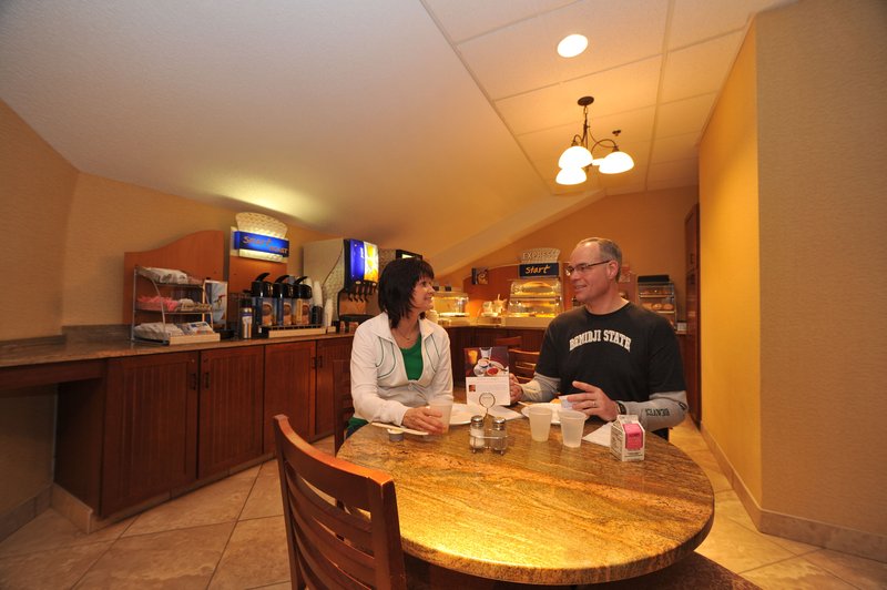 Holiday Inn Express - Bemidji, MN