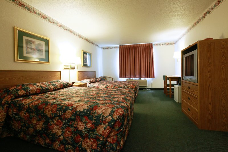 Americas Best Value Inn - Northfield, MN