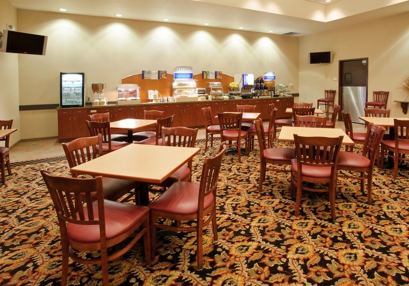 Holiday Inn Express & Suites GOLD MINERS INN-GRASS VALLEY - Grass Valley, CA