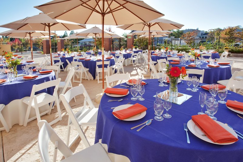 Holiday Inn Express & Suites GOLD MINERS INN-GRASS VALLEY - Grass Valley, CA