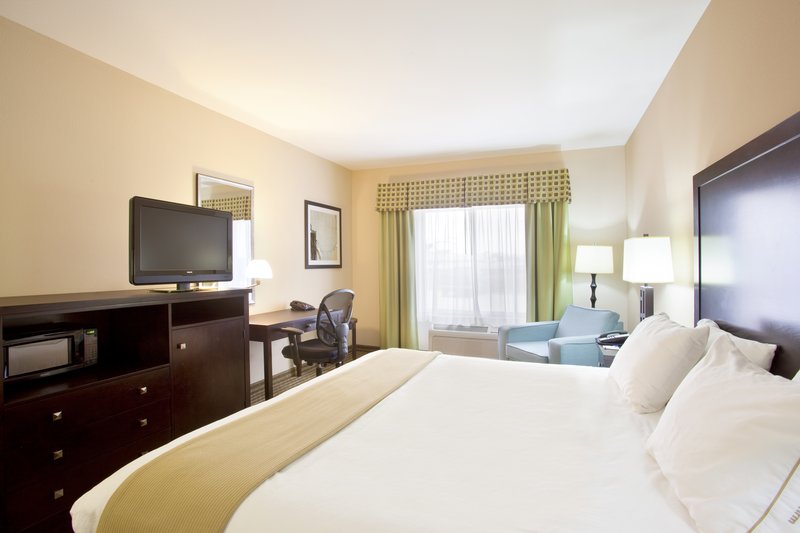 Holiday Inn Express LE ROY - BLOOMINGTON AREA - Monrovia, IN