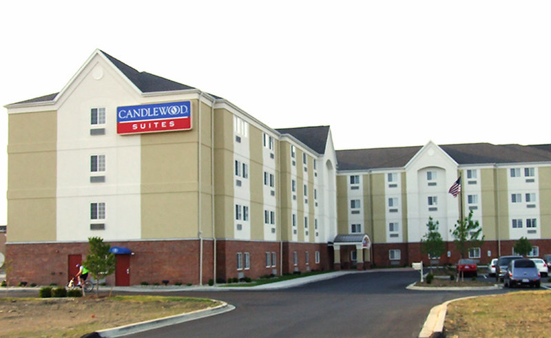 Candlewood Suites Bloomington-Normal - Colfax, IL