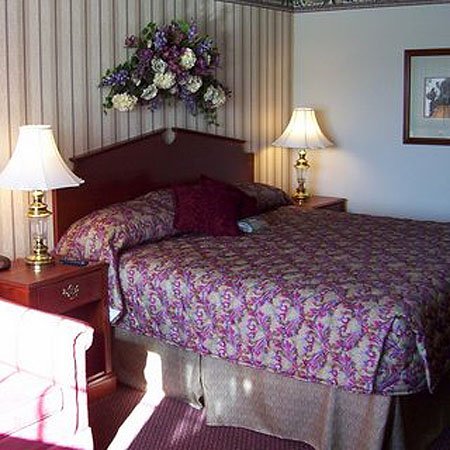 Quality Inn - Auburn, IN