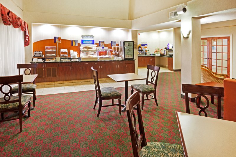 Holiday Inn Express WHITE HOUSE - White House, TN
