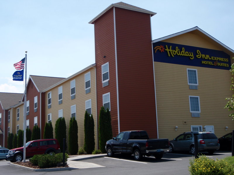 Holiday Inn Express & Suites BEND - Sisters, OR