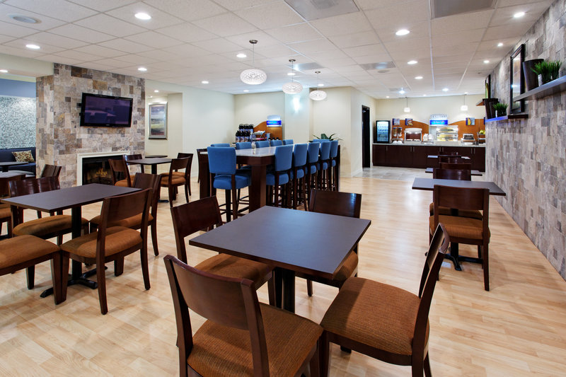 Holiday Inn Express BENICIA - Vallejo, CA