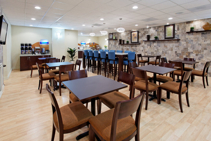 Holiday Inn Express BENICIA - Vallejo, CA