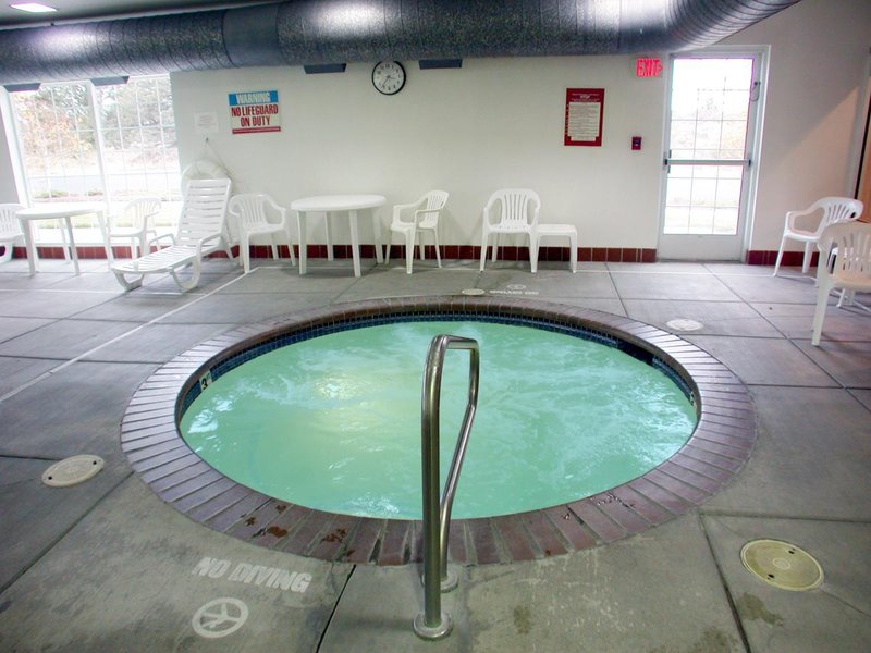 Holiday Inn Express & Suites BEND - Sisters, OR