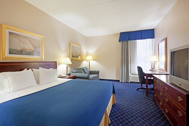 Holiday Inn Express ANDOVER NORTH-LAWRENCE - Lawrence, MA