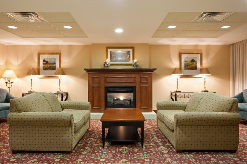 Holiday Inn Express ANDOVER NORTH-LAWRENCE - Lawrence, MA