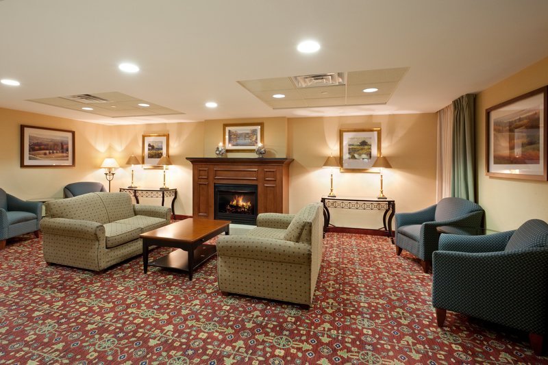 Holiday Inn Express ANDOVER NORTH-LAWRENCE - Lawrence, MA