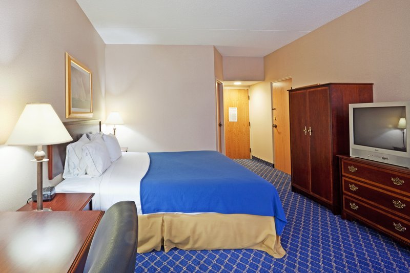 Holiday Inn Express ANDOVER NORTH-LAWRENCE - Lawrence, MA