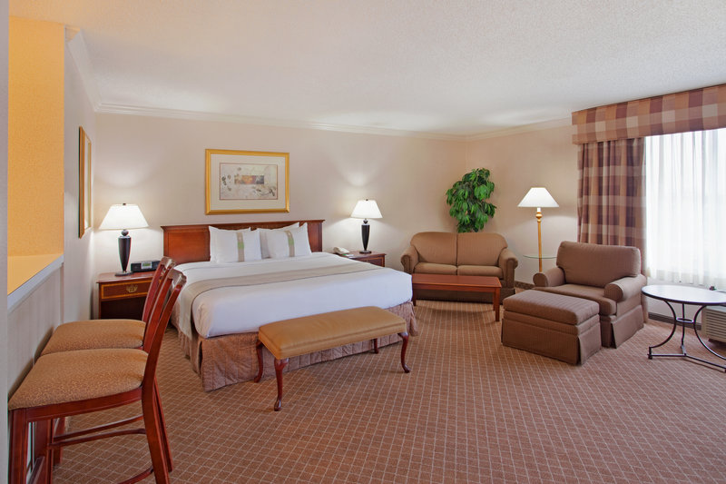 Holiday Inn Boston-Somerville - Somerville, MA