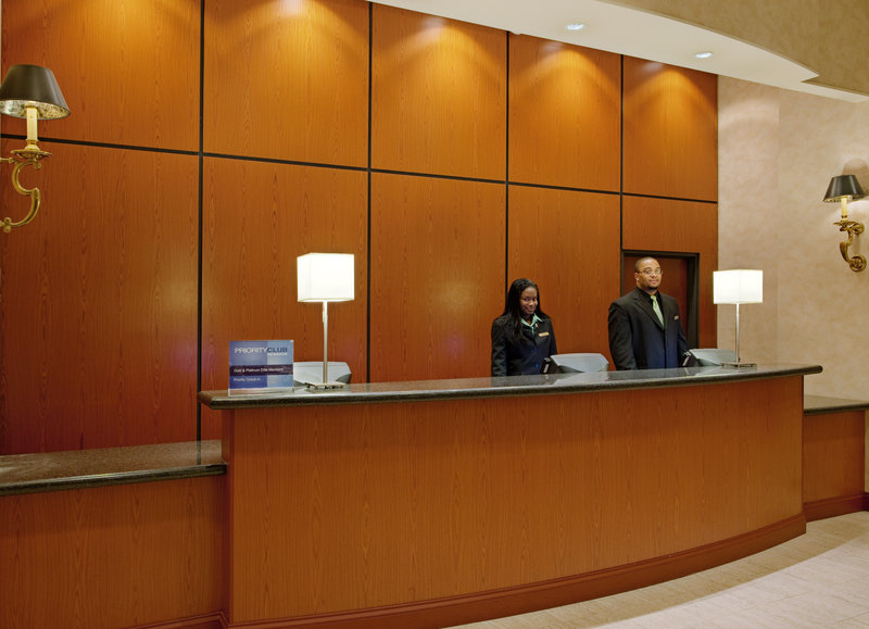 Holiday Inn Boston-Somerville - Somerville, MA
