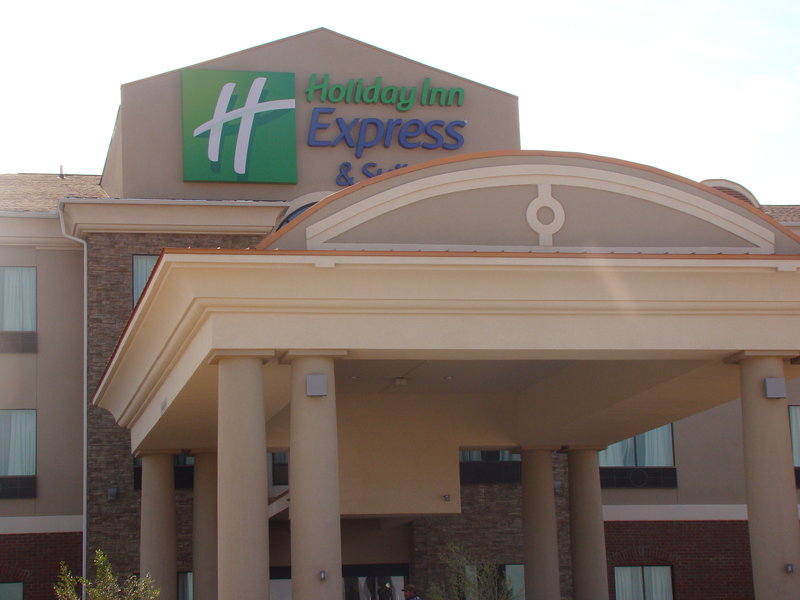 HOLIDAY INN EXPRESS-BROWNFIELD - Brownfield, TX