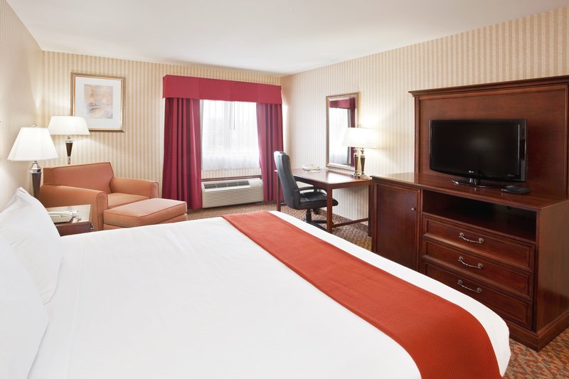 Holiday Inn Express-Brighton - Brighton, MI