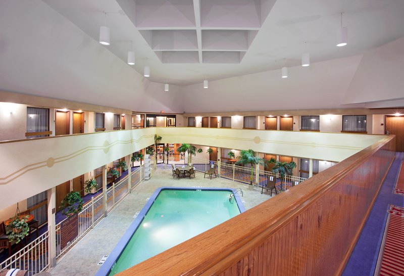 Holiday Inn Express-Brighton - Brighton, MI