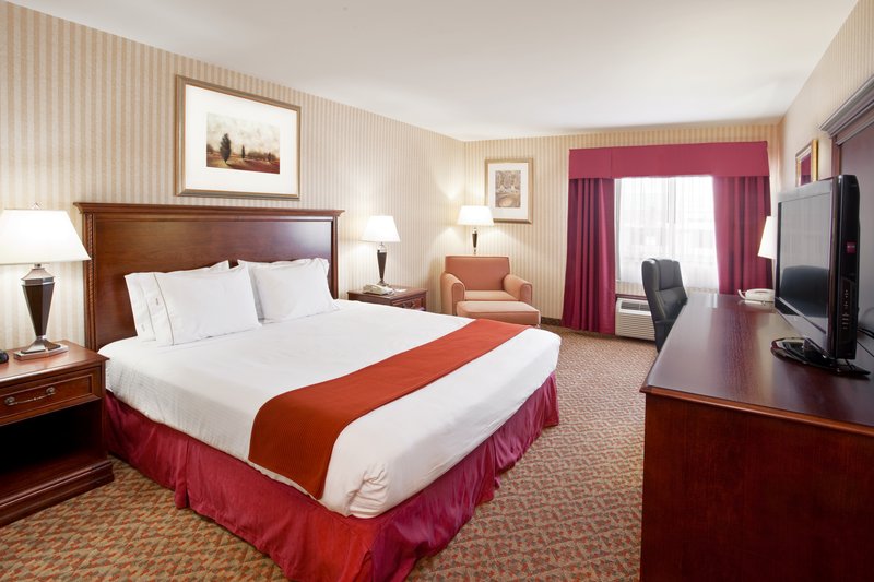 Holiday Inn Express-Brighton - Brighton, MI