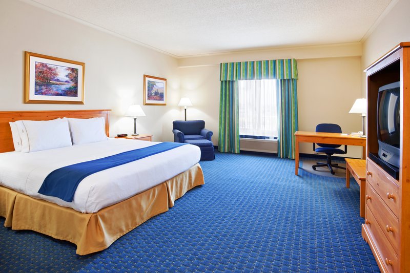 Holiday Inn Express BREEZEWOOD - Wood, PA