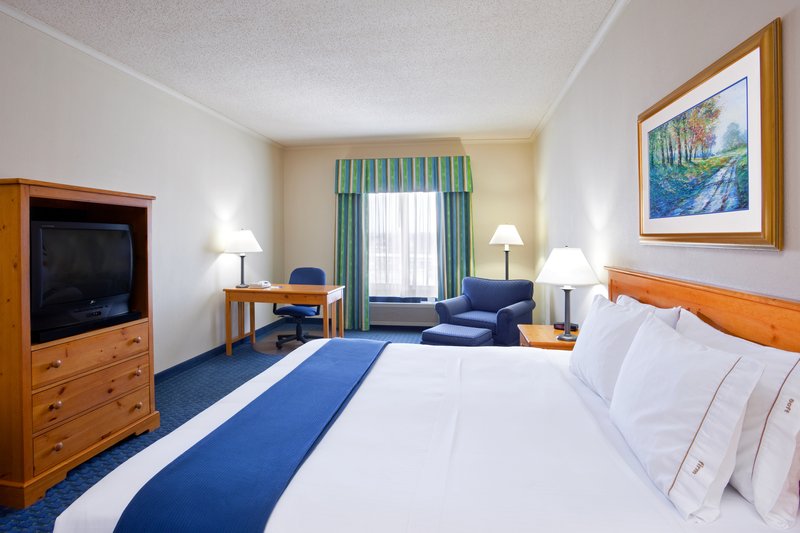 Holiday Inn Express BREEZEWOOD - Wood, PA