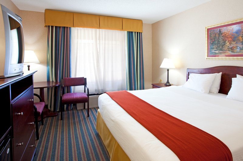 Holiday Inn Express BRASELTON - Braselton, GA