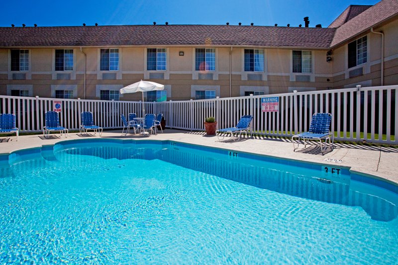 Holiday Inn Express BRASELTON - Braselton, GA