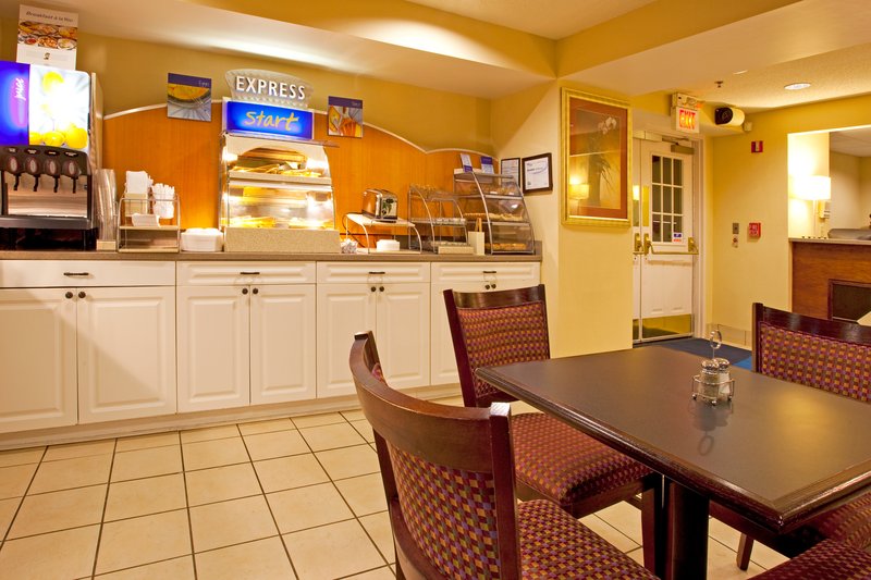 Holiday Inn Express BRASELTON - Braselton, GA