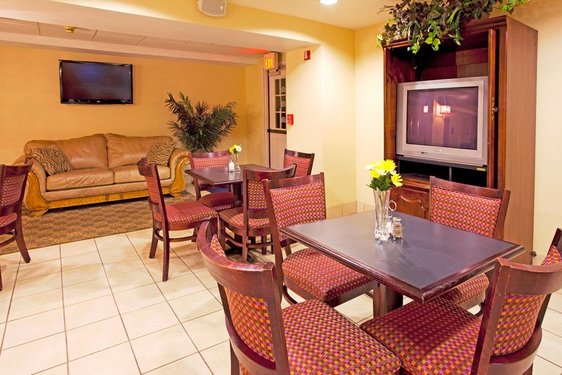 Holiday Inn Express BRASELTON - Braselton, GA