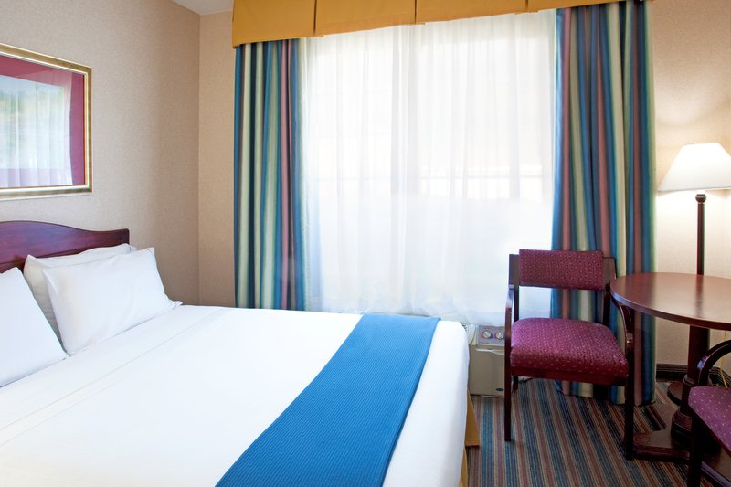 Holiday Inn Express BRASELTON - Braselton, GA