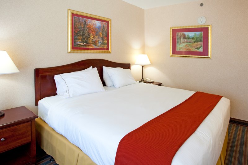 Holiday Inn Express BRASELTON - Braselton, GA