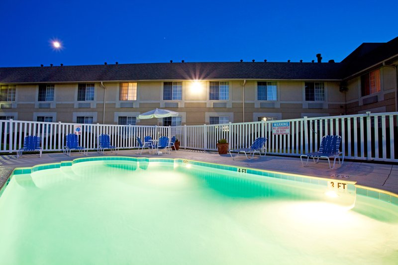 Holiday Inn Express BRASELTON - Braselton, GA