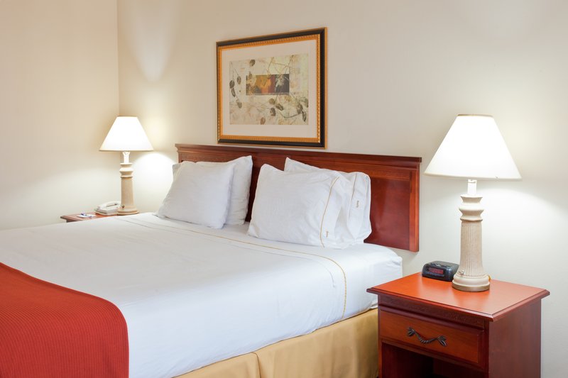 Holiday Inn Express & Suites BELMONT - Belmont, CA
