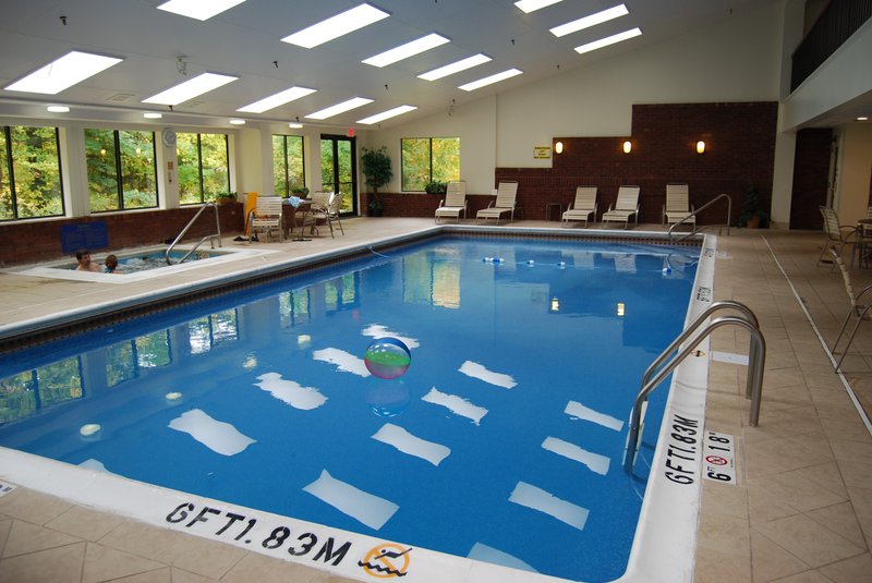 Holiday Inn Express SOUTH BURLINGTON - Westford, VT