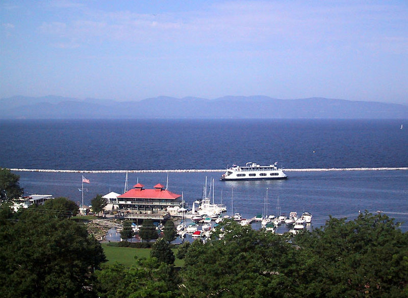 Holiday Inn Express SOUTH BURLINGTON - Westford, VT