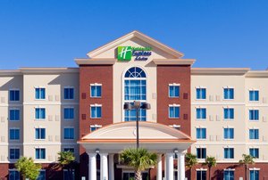 Holiday Inn Express Hotel & Suites Fort Jackson Columbia