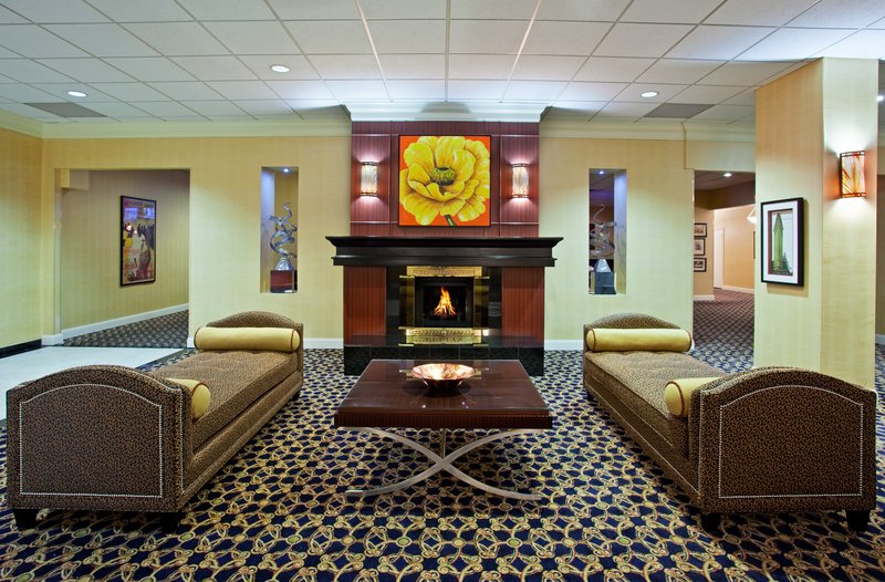 Holiday Inn - Akron, OH