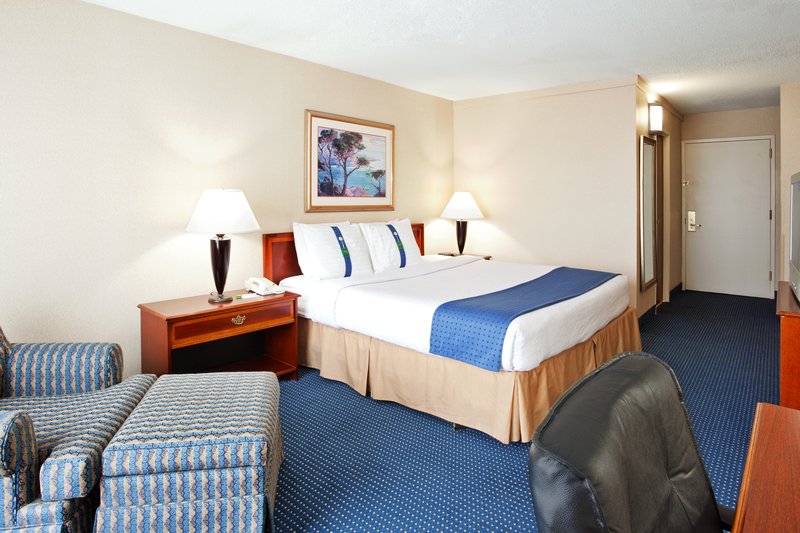 Holiday Inn - Akron, OH