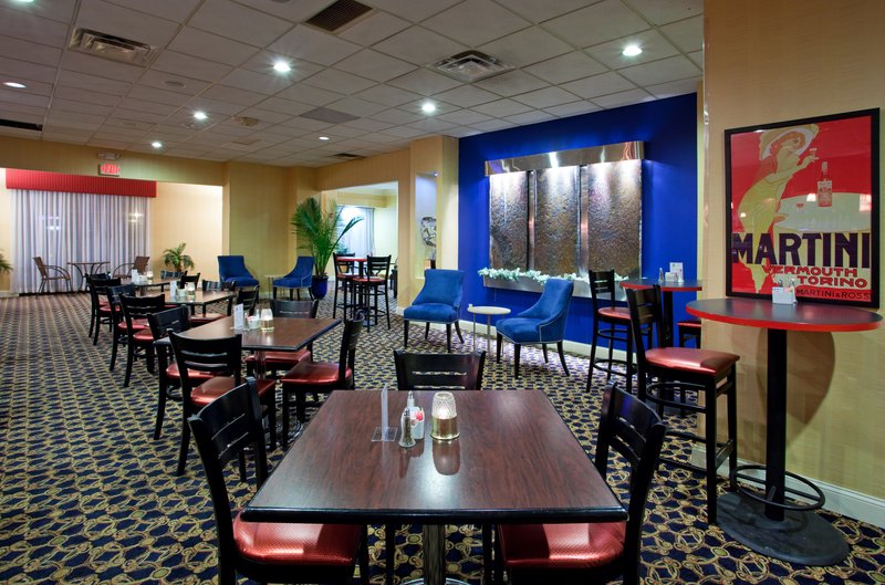 Holiday Inn - Akron, OH