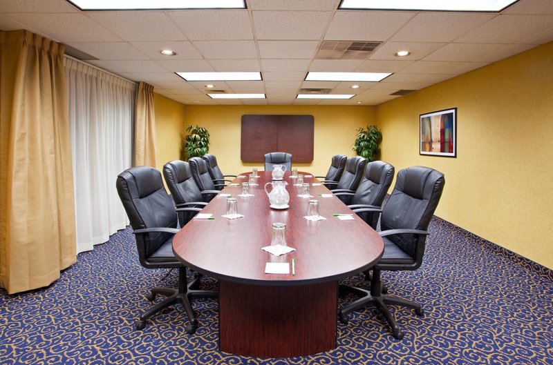 Holiday Inn - Akron, OH