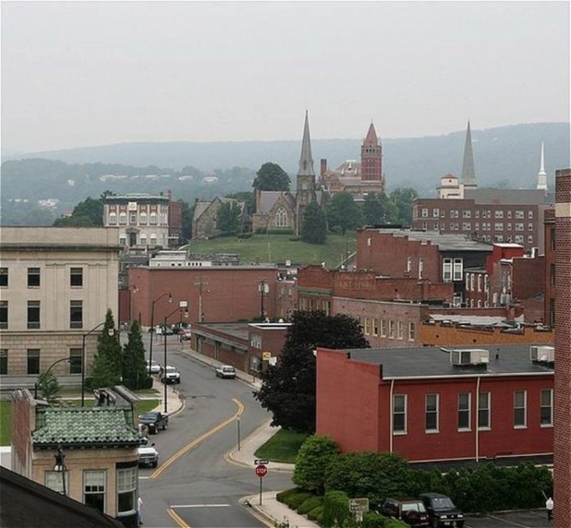 Holiday Inn - Cumberland, MD